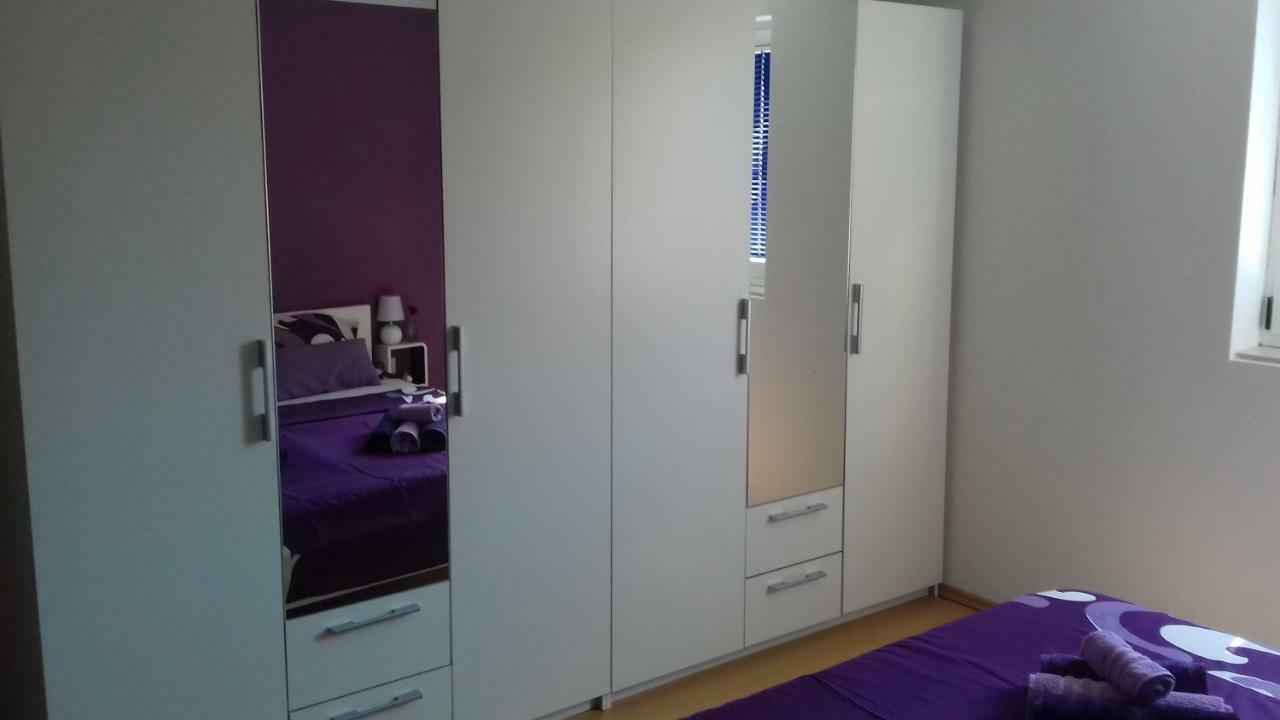 Apartment Lorena シベニク エクステリア 写真